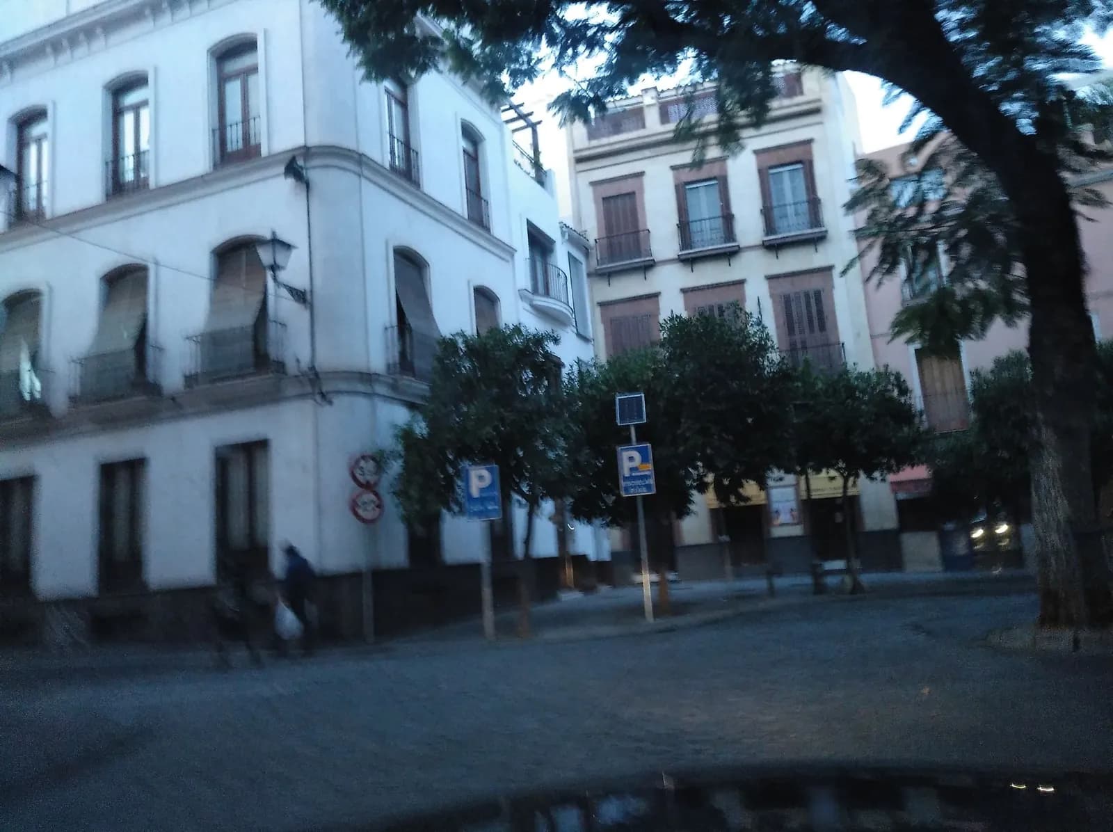 Parking Escuelas Pías en Sevilla