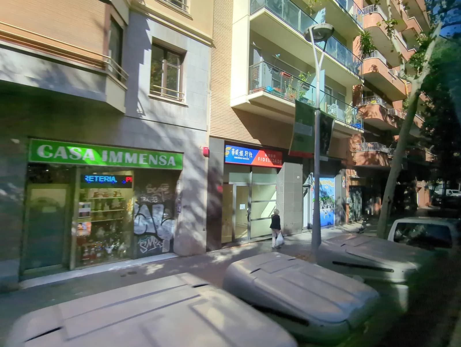 PARKING FURGO CASP 83 en Barcelona