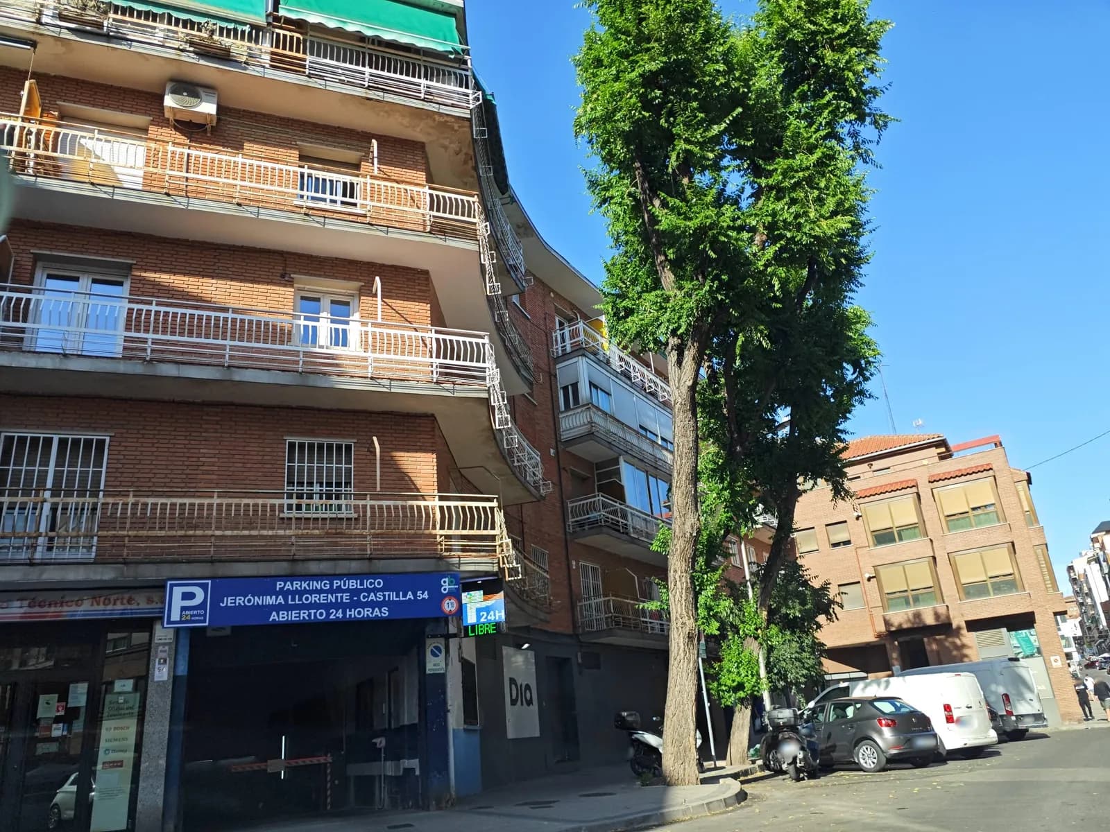 Parking Jerónima Llorente 24 h en Tetuán, Madrid (Castilla 54) en Madrid
