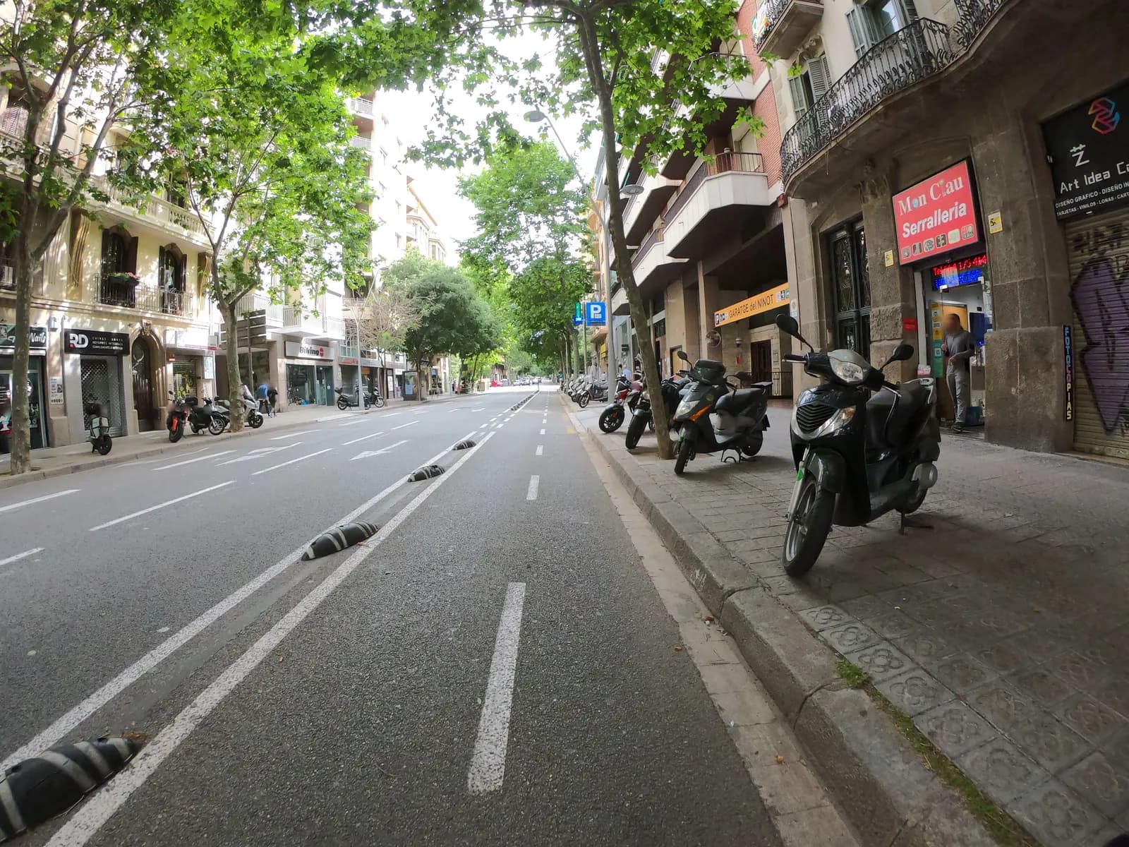 Parking Ninot Provença cubierto 24 h en Barcelona (Eixample) en Barcelona