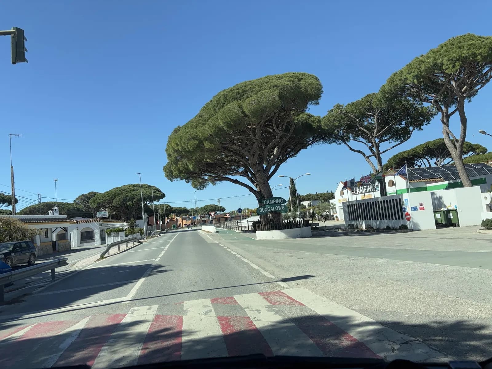 Parking Camping y área de autocaravanas Pinar San José (Barbate) en Barbate (Cádiz)