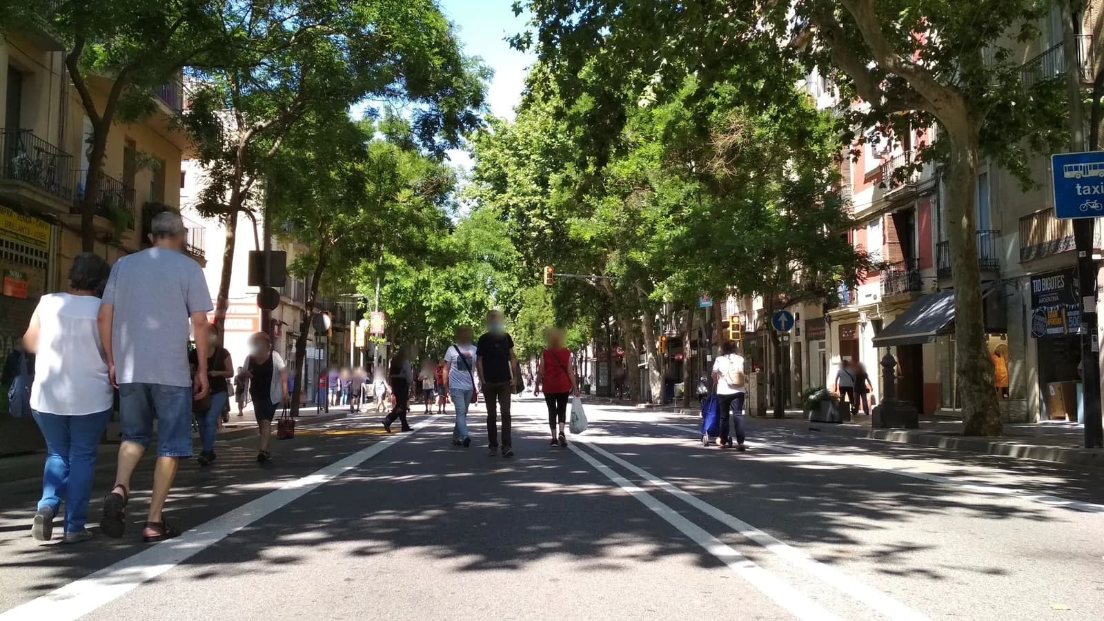 Parking Plaza Joan Pelegrí - Estación Sants en Barcelona