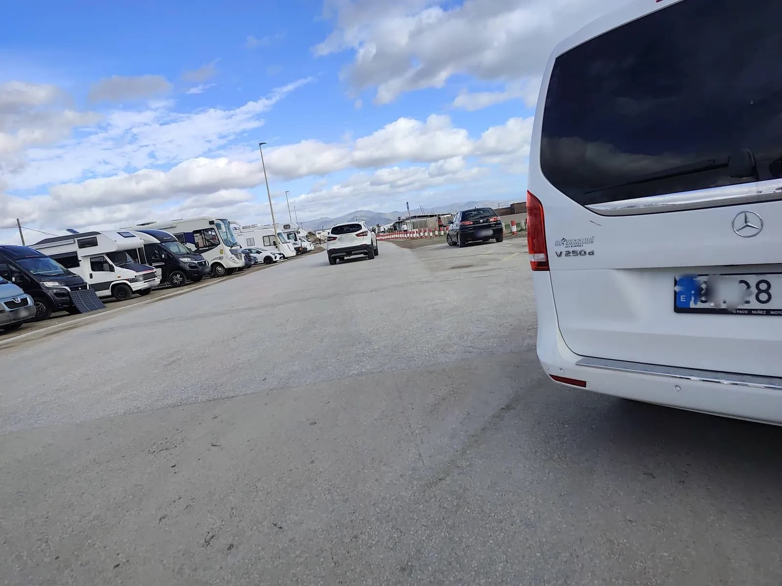 Parking — Playa de los Álamos en Torremolinos (Málaga)