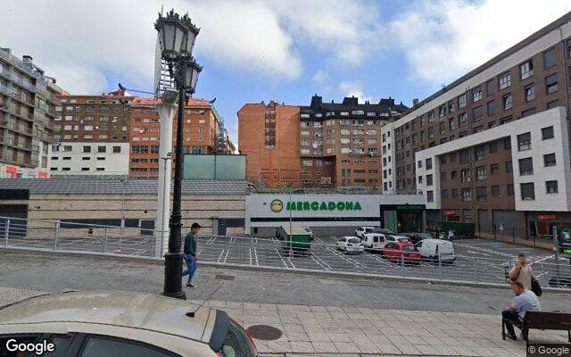 Aparcamiento Mercadona