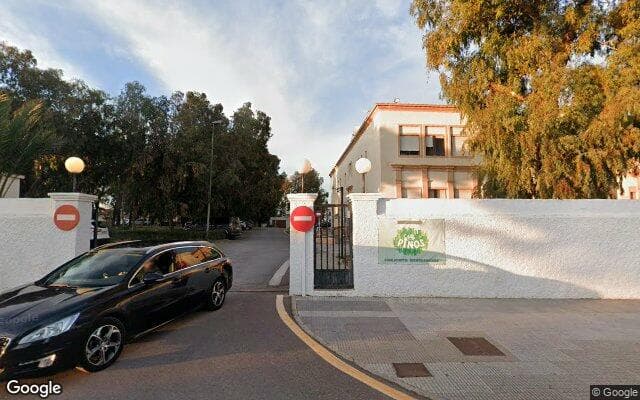 Parking — Hospital los pinos