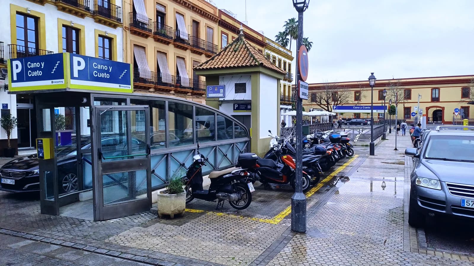 Aparcamiento Interparking Cano y Cueto Parking 24 Horas en Sevilla
