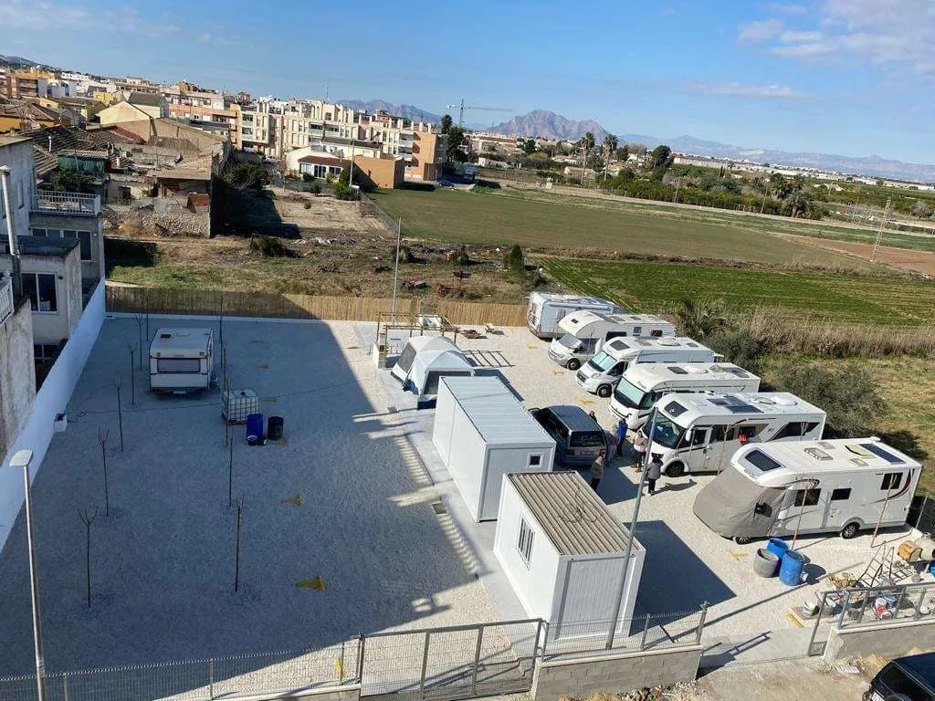 Área de autocaravanas en Calle Castilla y León, Formentera del Segura en Formentera del Segura (Alicante)