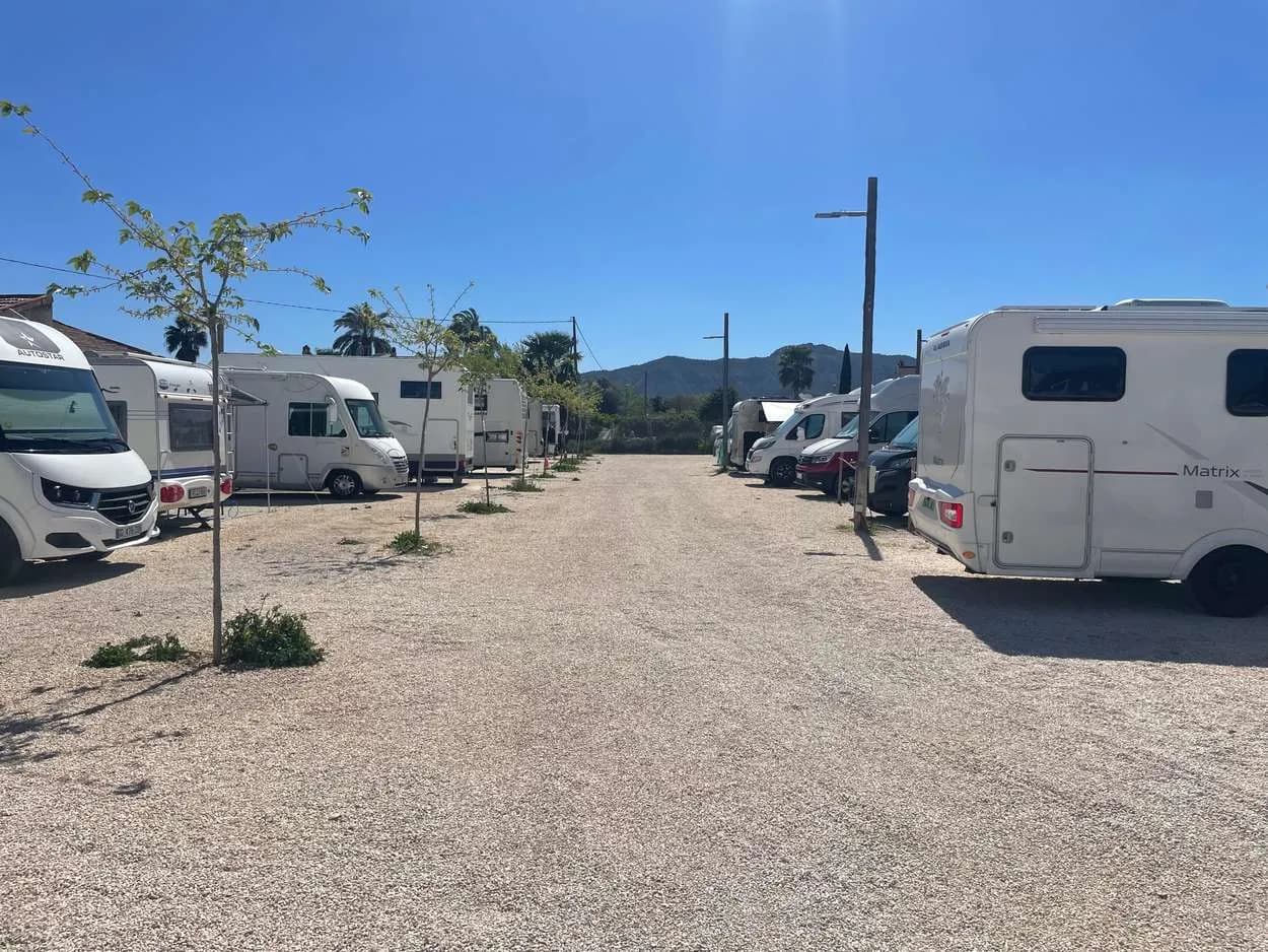 Área de autocaravanas en Camino de Enmedio, Murcia en Murcia — foto 1 de 4