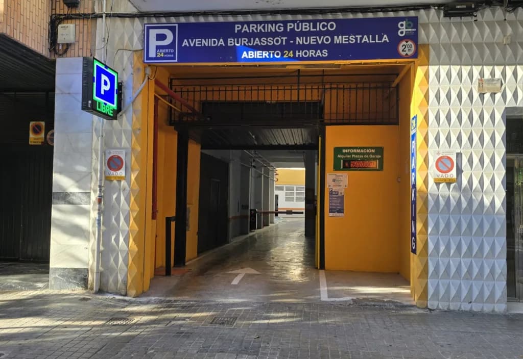 PARKING AVENIDA BURJASSOT - NUEVO MESTALLA en Valencia