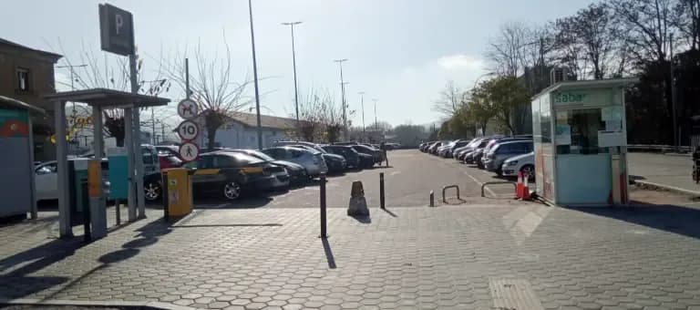 Parking Estación Tren Pontevedra SABA ADIF en Pontevedra