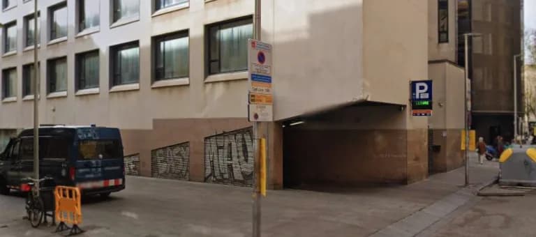 Parking Saba Bamsa Illa Raval - Barcelona en Barcelona