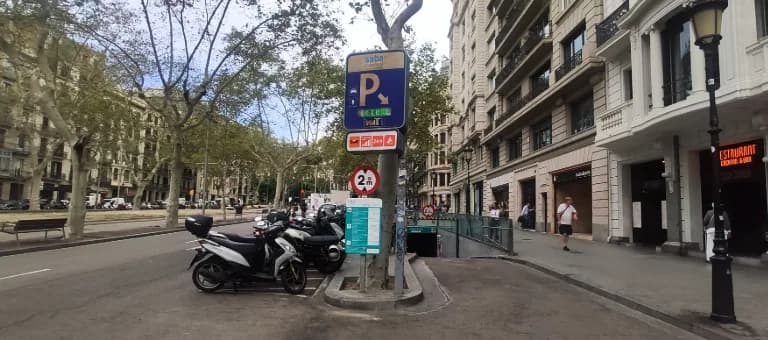 Parking Saba Bamsa Jardinets de Gràcia - Barcelona en Barcelona