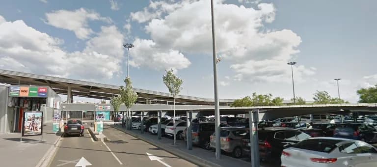 Parking Saba Estación Tren Valencia Joaquín Sorolla en València (Valencia)
