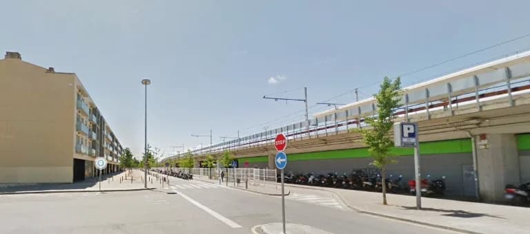 Parking Saba Girona Train Station en Girona