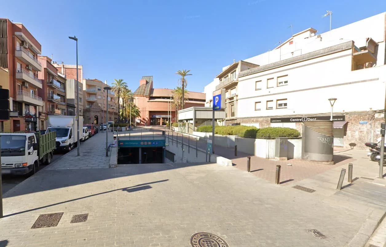 Parking Saba Lluís Companys - Cornellà de Llobregat en Cornellà de Llobregat (Barcelona)