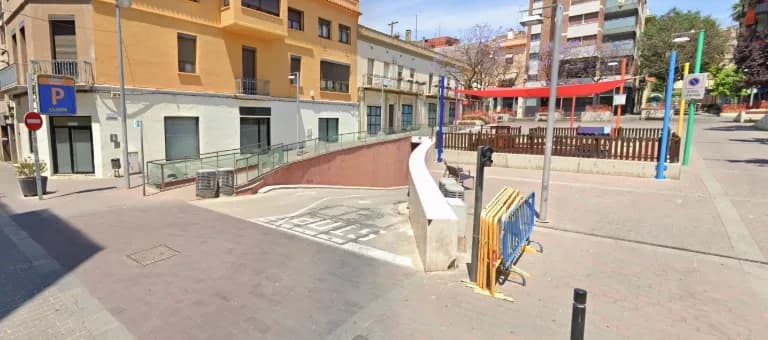 Parking Saba Plaça del Mercat - Molins de Rei en Molins de Rei (Barcelona)