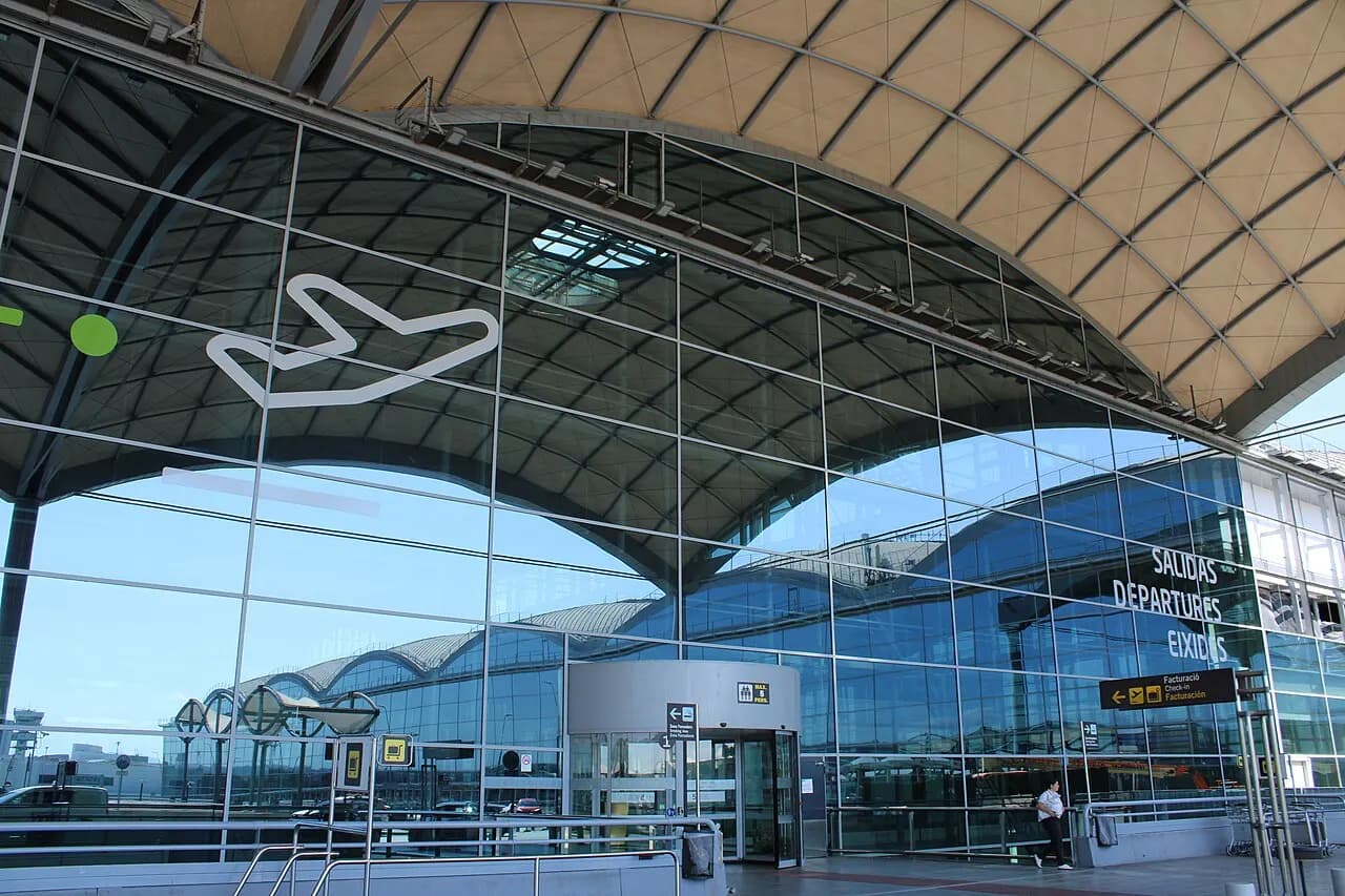 Aeropuerto de Alicante-Elche Miguel Hernández (ALC)