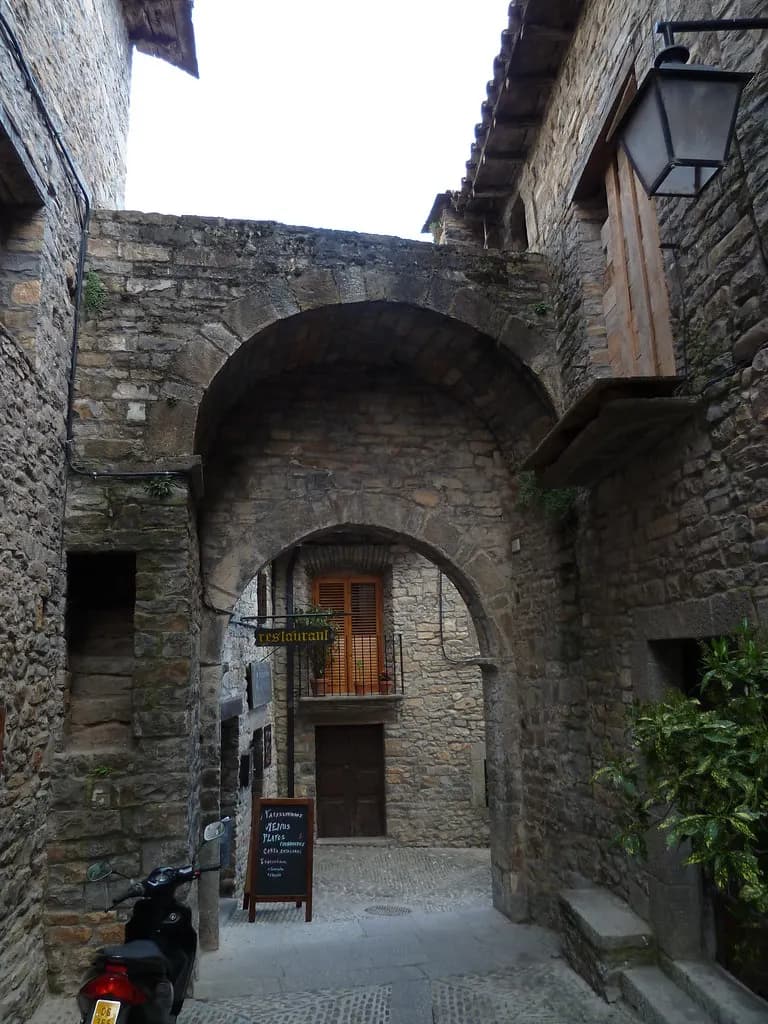Aínsa (Huesca)
