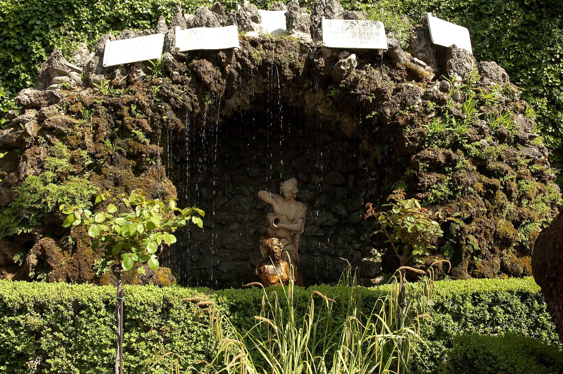 Carmen de los Mártires (Granada)