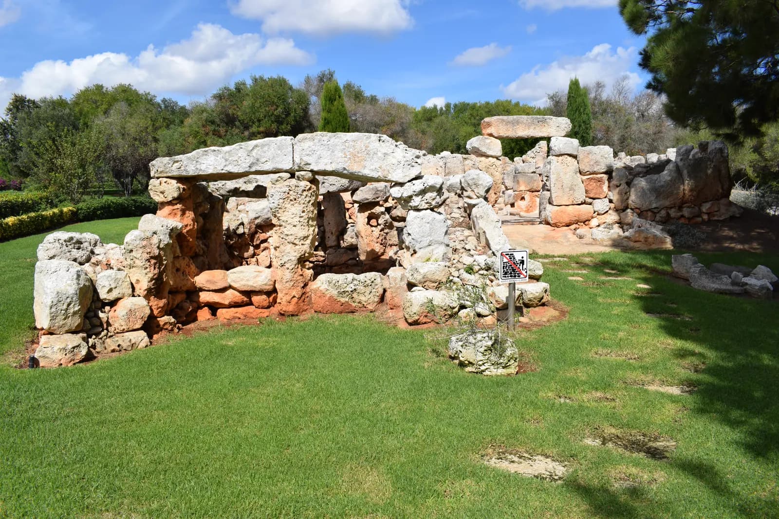 Casa talayótica de Biniparratx Petit