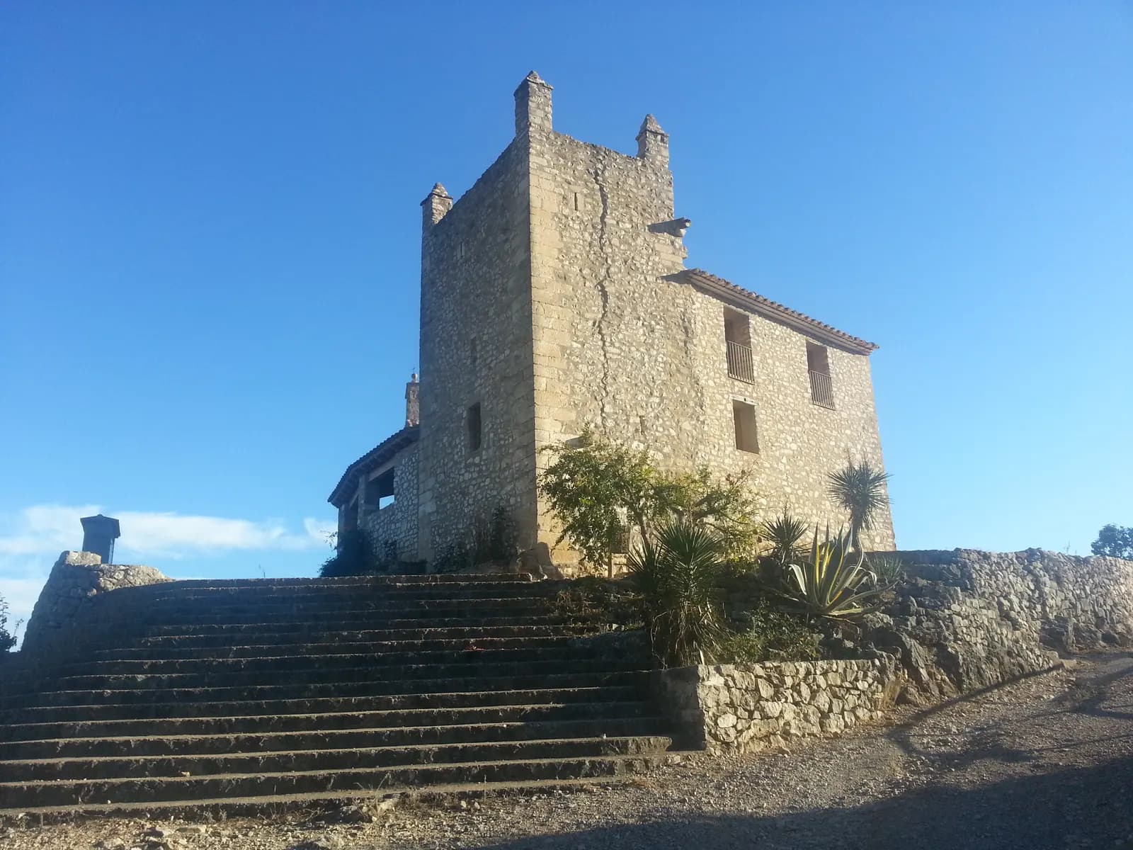 Castillo de Adzaneta