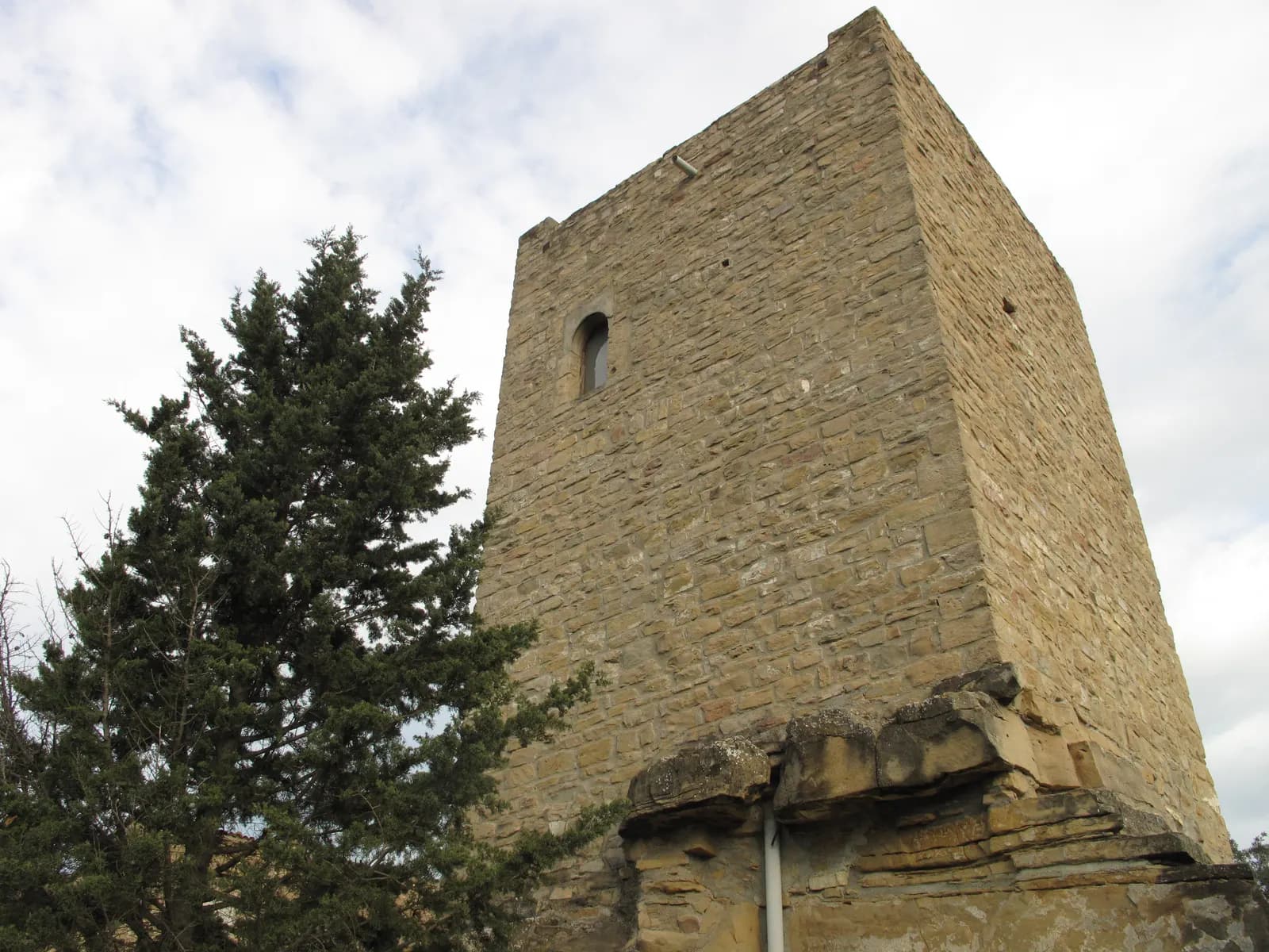 Castillo de Castellet (San Vicente de Castellet)