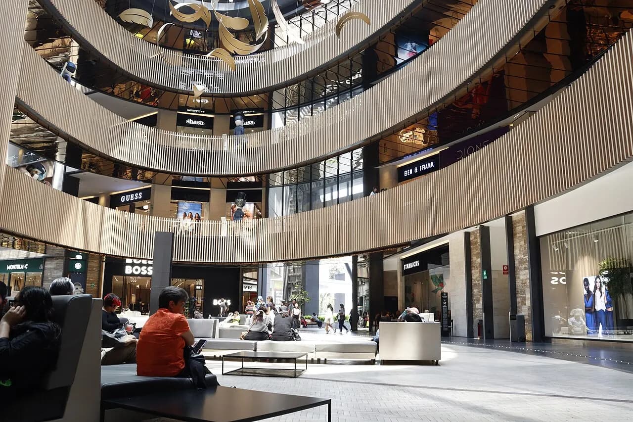 Centro Comercial La Sierra (Córdoba)