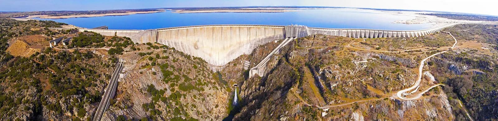 Embalse de Almendra
