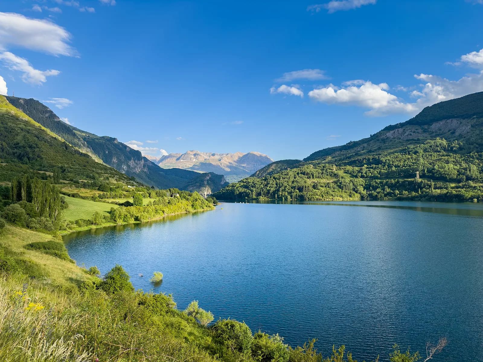 Embalse de Lanuza