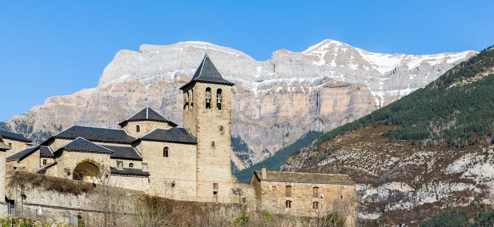 Iglesia de San Salvador (Torla-Ordesa)