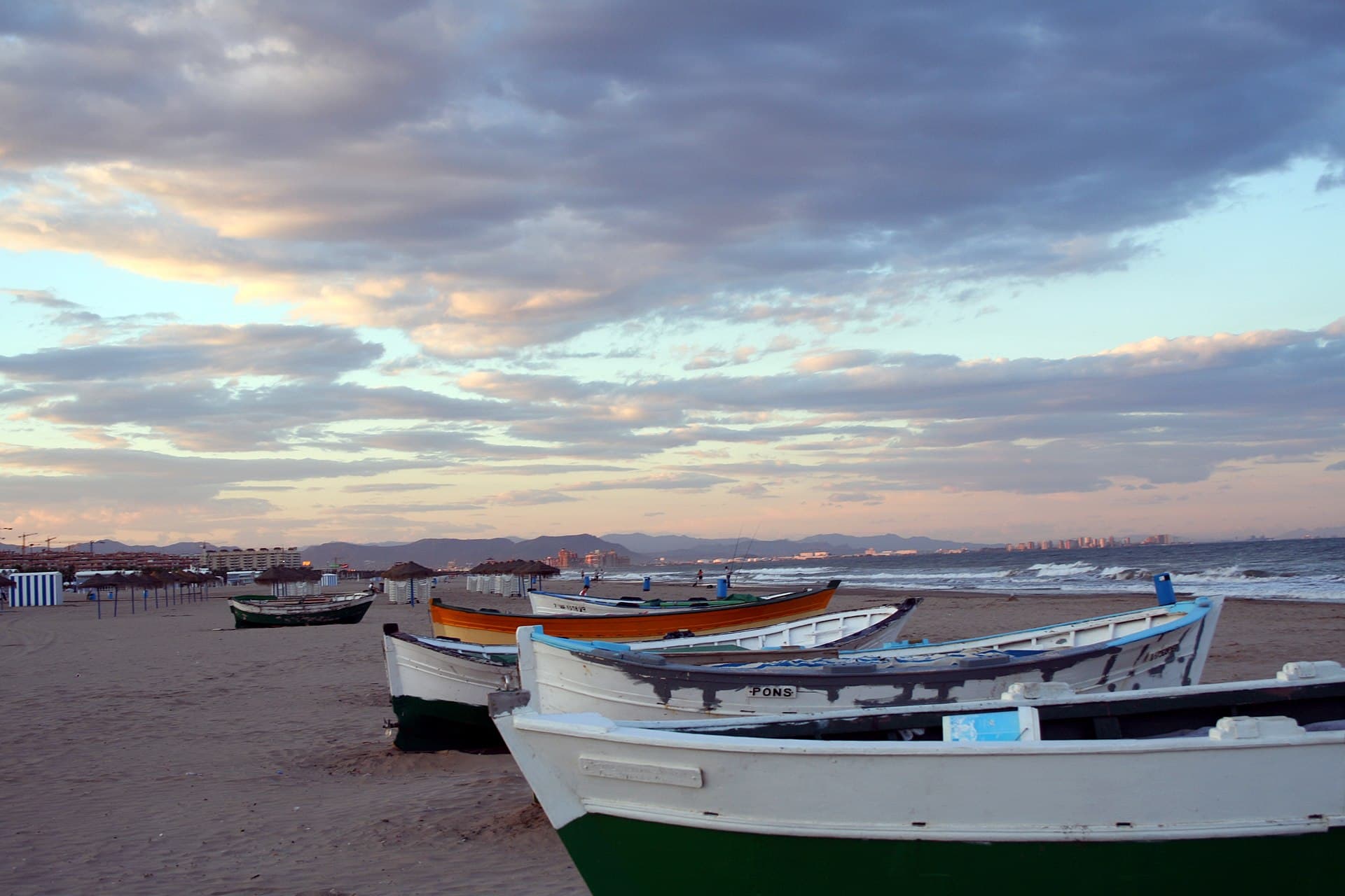 Marina y playa del Cabanyal