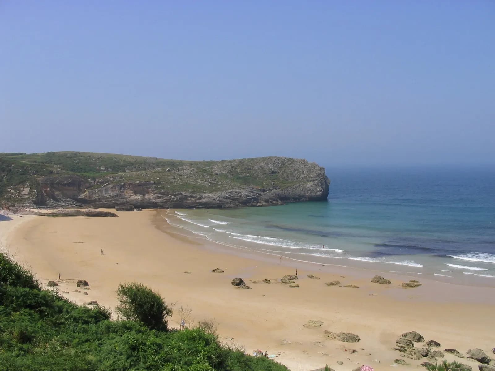 Playa de Ballota