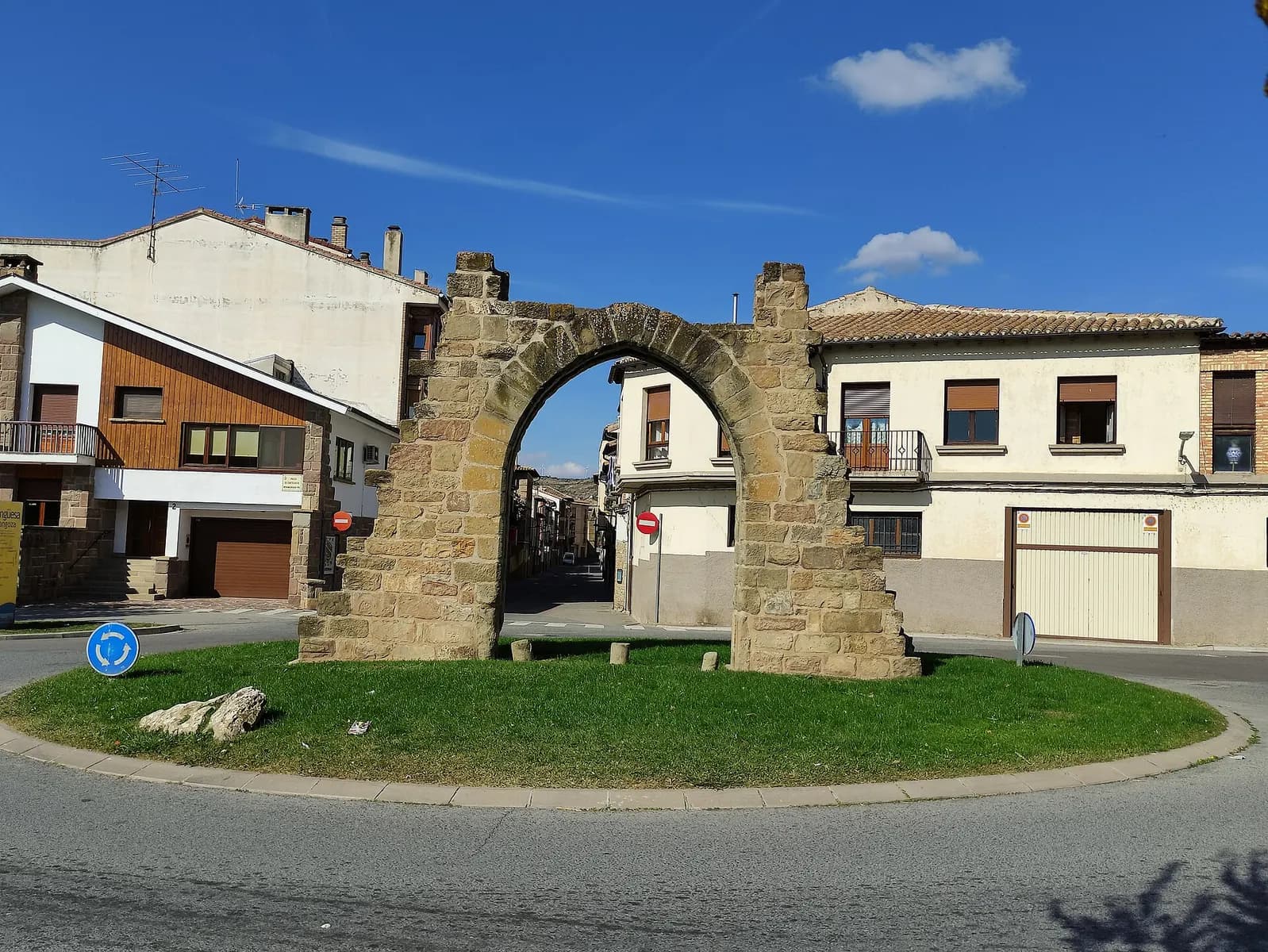 Portal de Carajeas (Sangüesa)