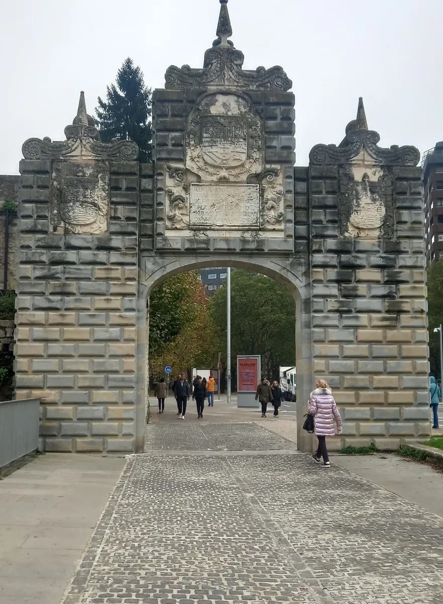 Portal de La Taconera