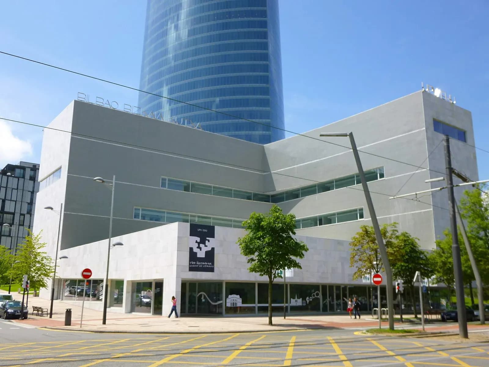 Universidad del País Vasco (UPV/EHU)