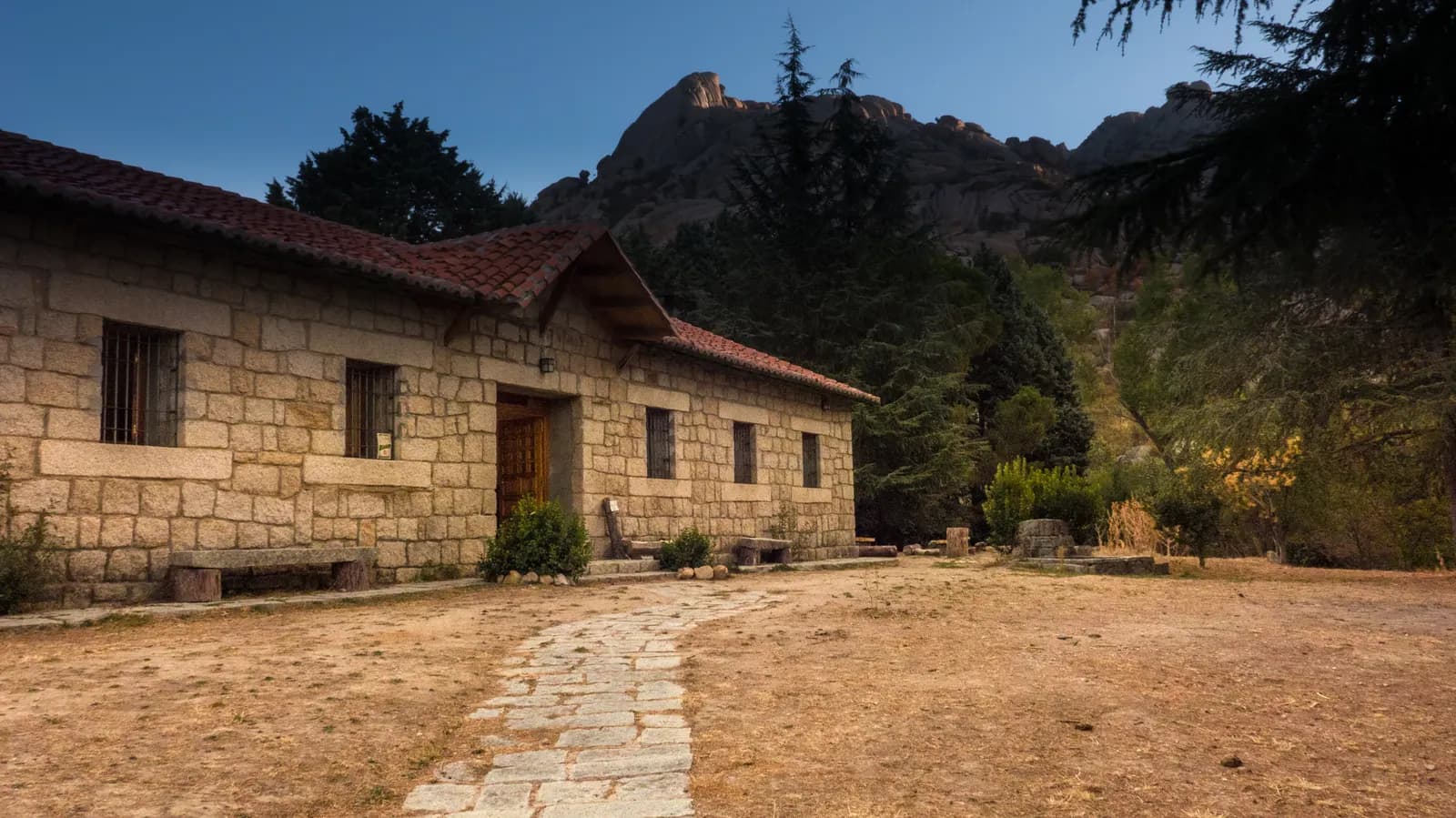 Zona arqueológica de La Pedriza