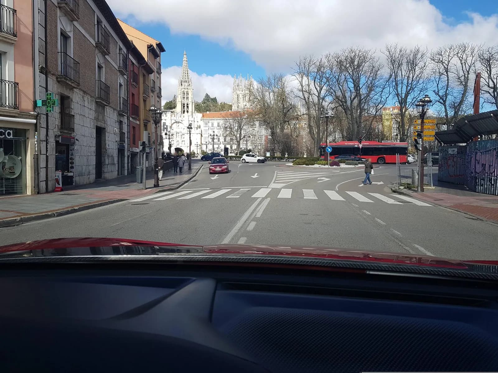 Aparcamiento Interparking Catedral Plaza de Vega Parking 24 en Burgos