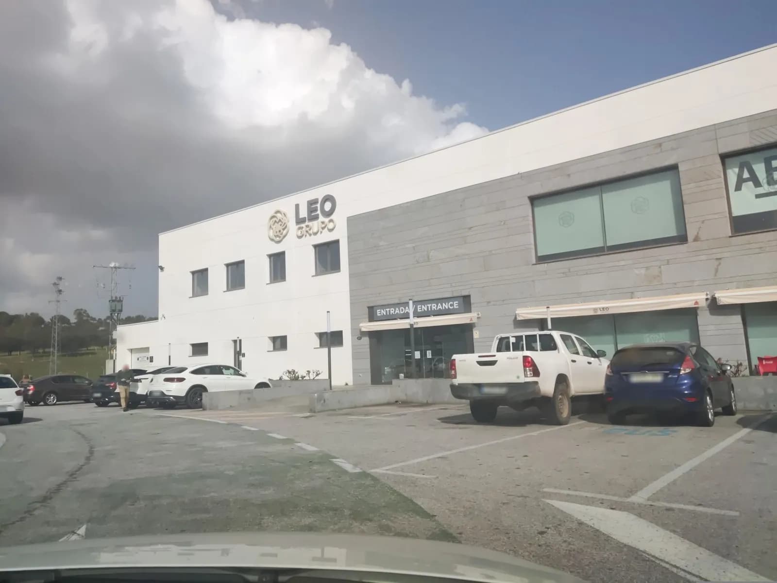 Parking del Grupo Leo en Monesterio (Badajoz)