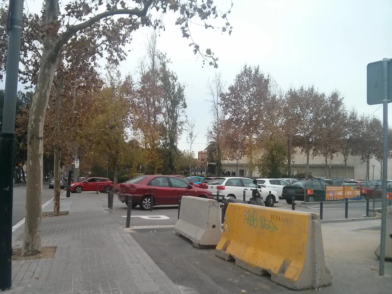 Parking Tanatori Les Corts (BSM) en Barcelona, 24 h en Barcelona