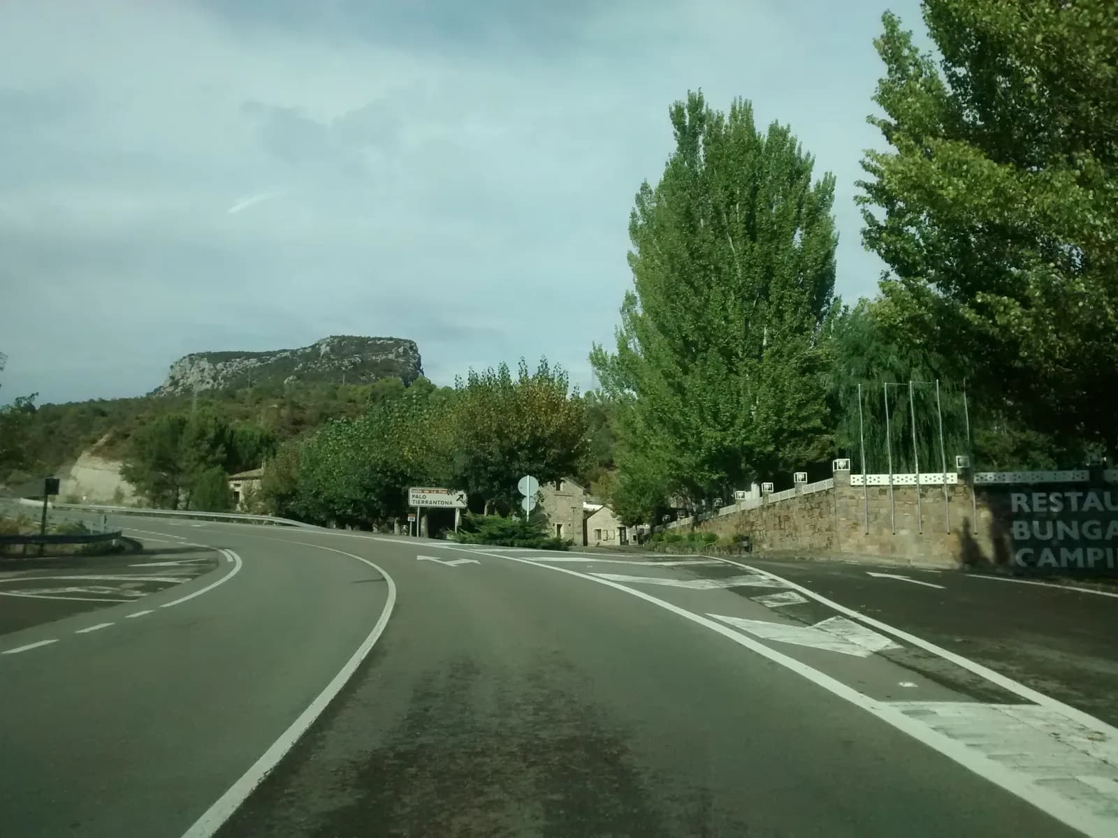 Parking Camping Ligüerre de Cinca: autocaravanas en Abizanda en Abizanda (Huesca)