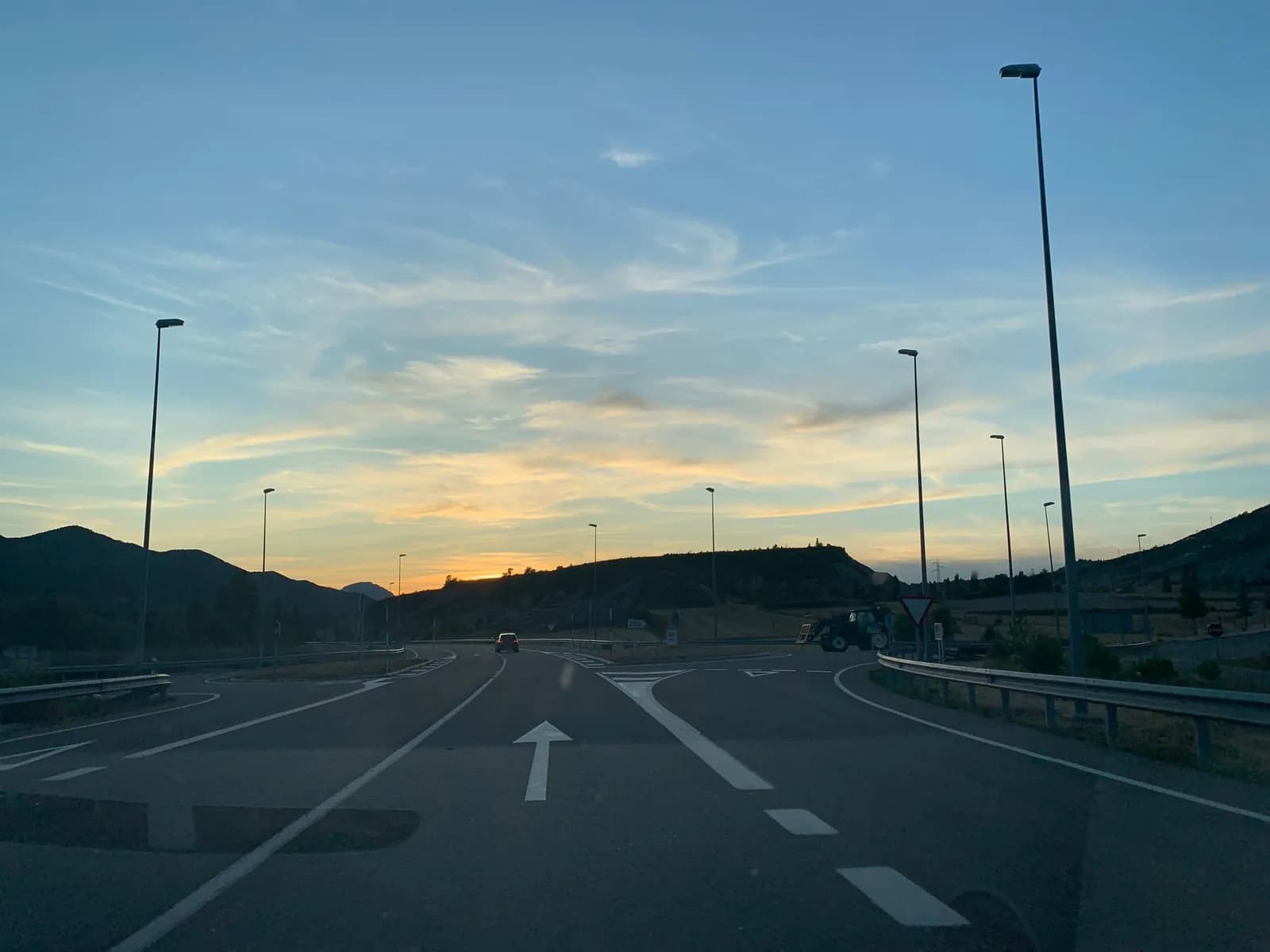 Parking — Camping Oturia en Yebra de Basa (Huesca)