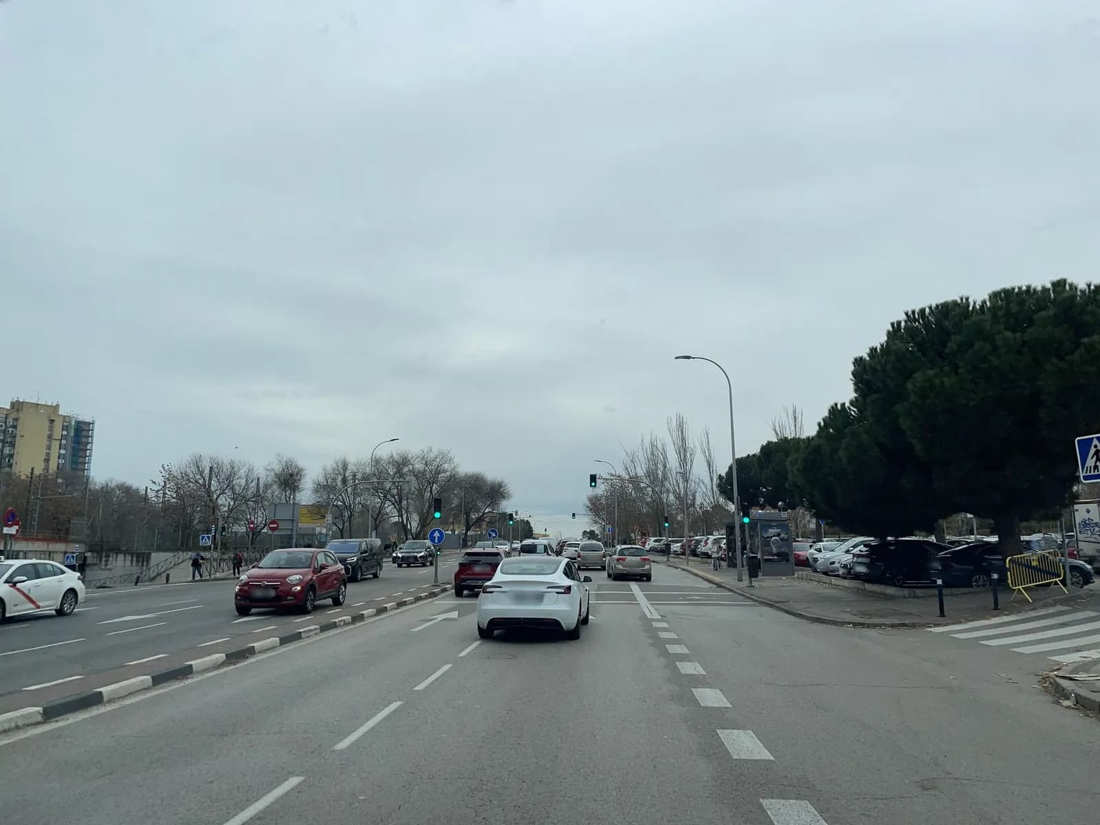 Parking gratuito (28044) Madrid - 62 Avenida de los Poblados en Madrid