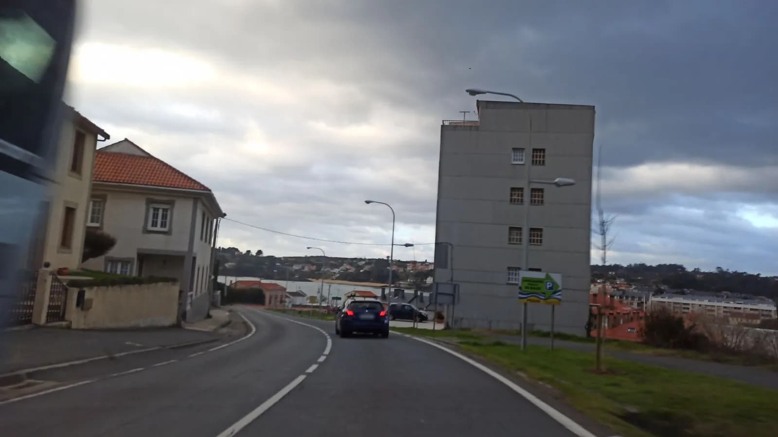 Aparcamiento gratis playas de Mera (A Coruña) en A Coruña