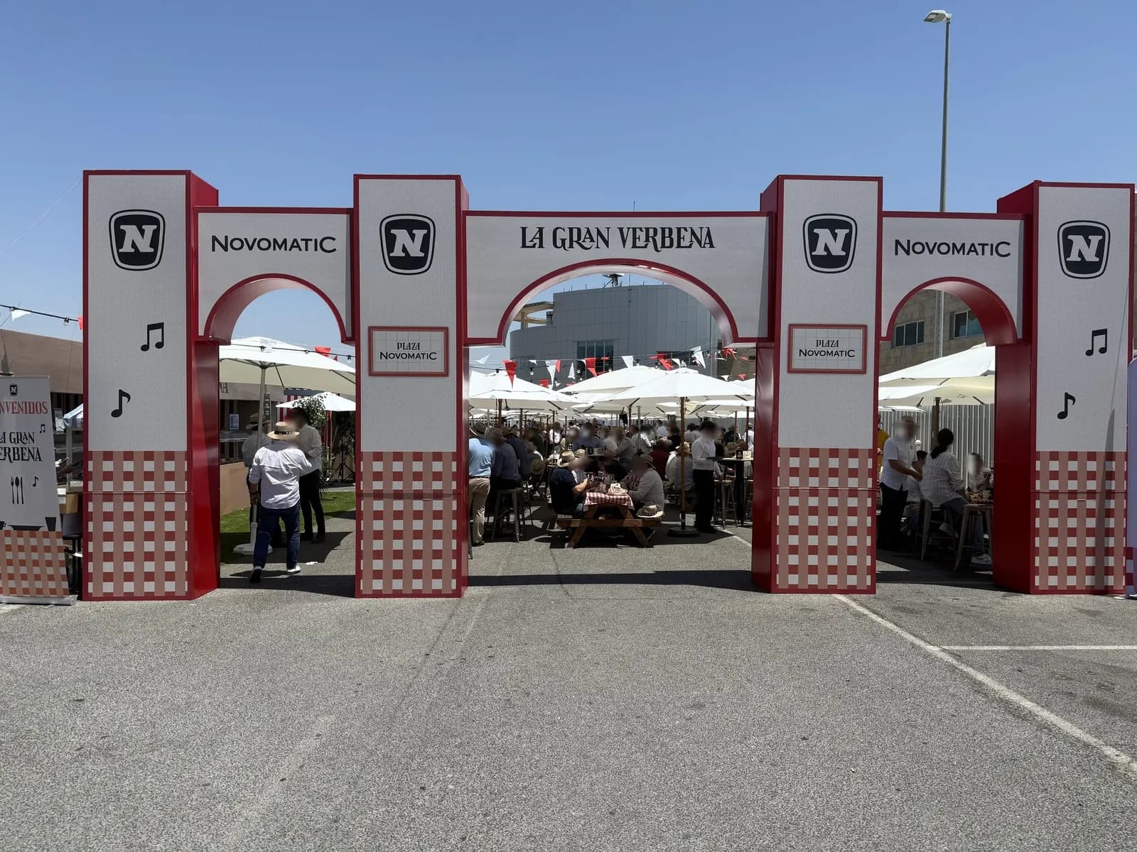 Aparcamiento Casino en Tomares (Sevilla)