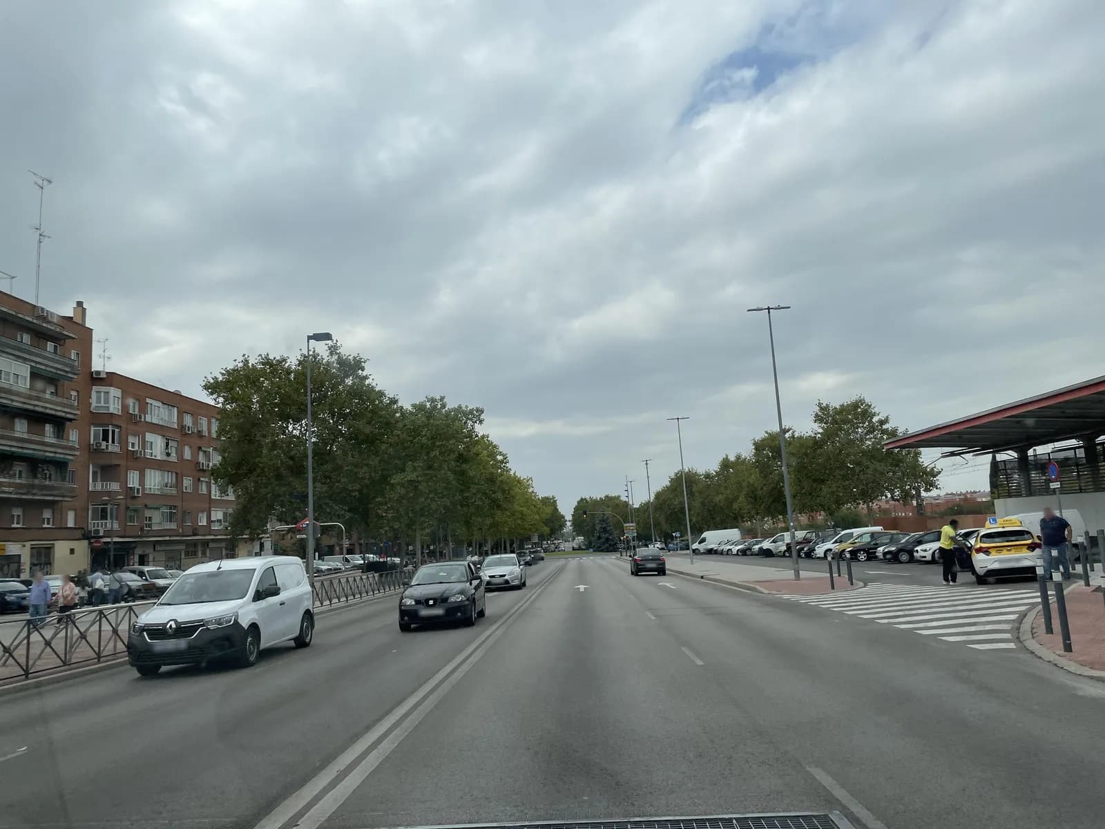 Aparcamiento estación Renfe 2 en Alcorcón (Madrid)