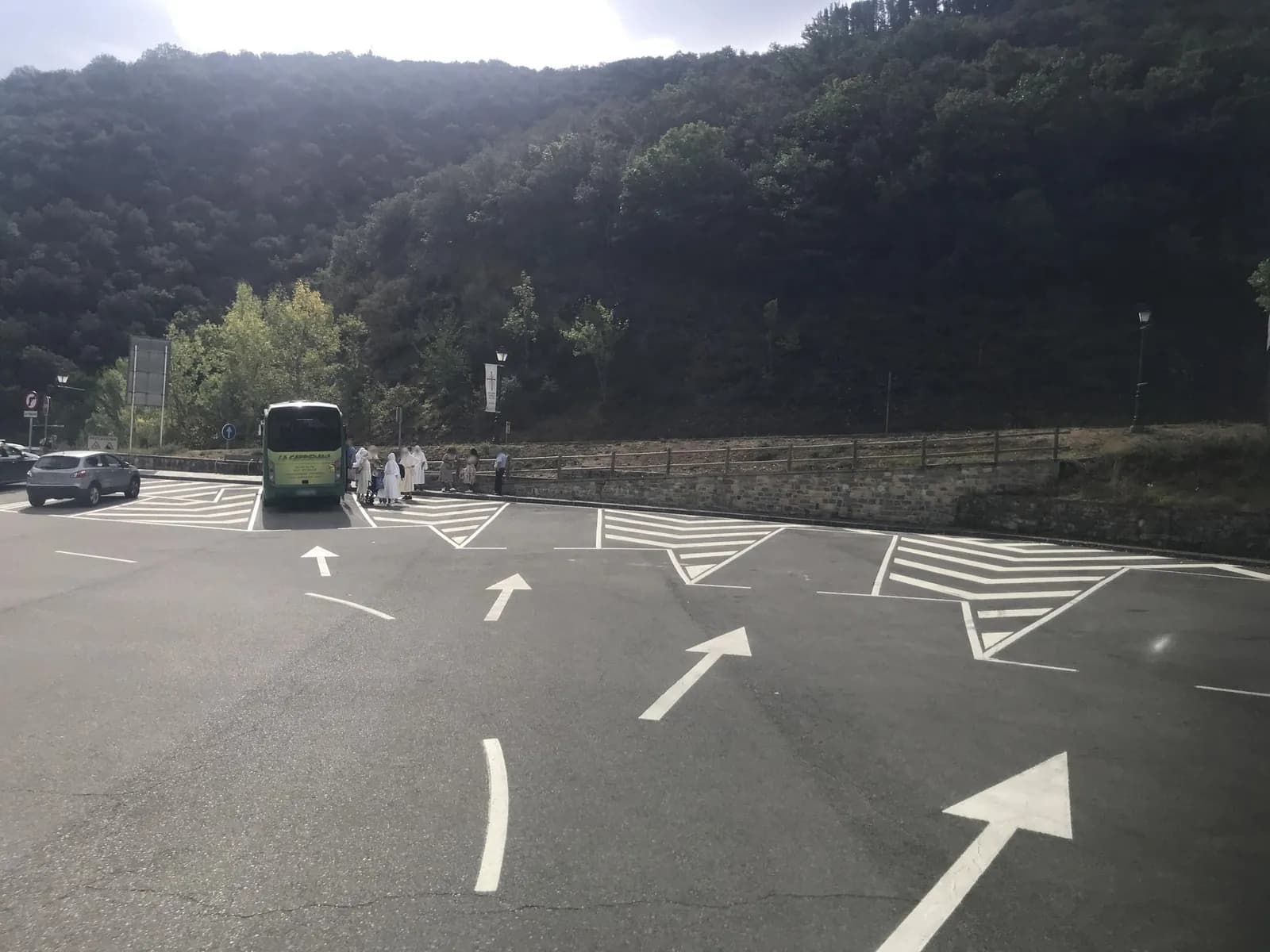 Aparcamiento gratuito en Acceso a Santo Toribio de Liébana en Potes (Cantabria)