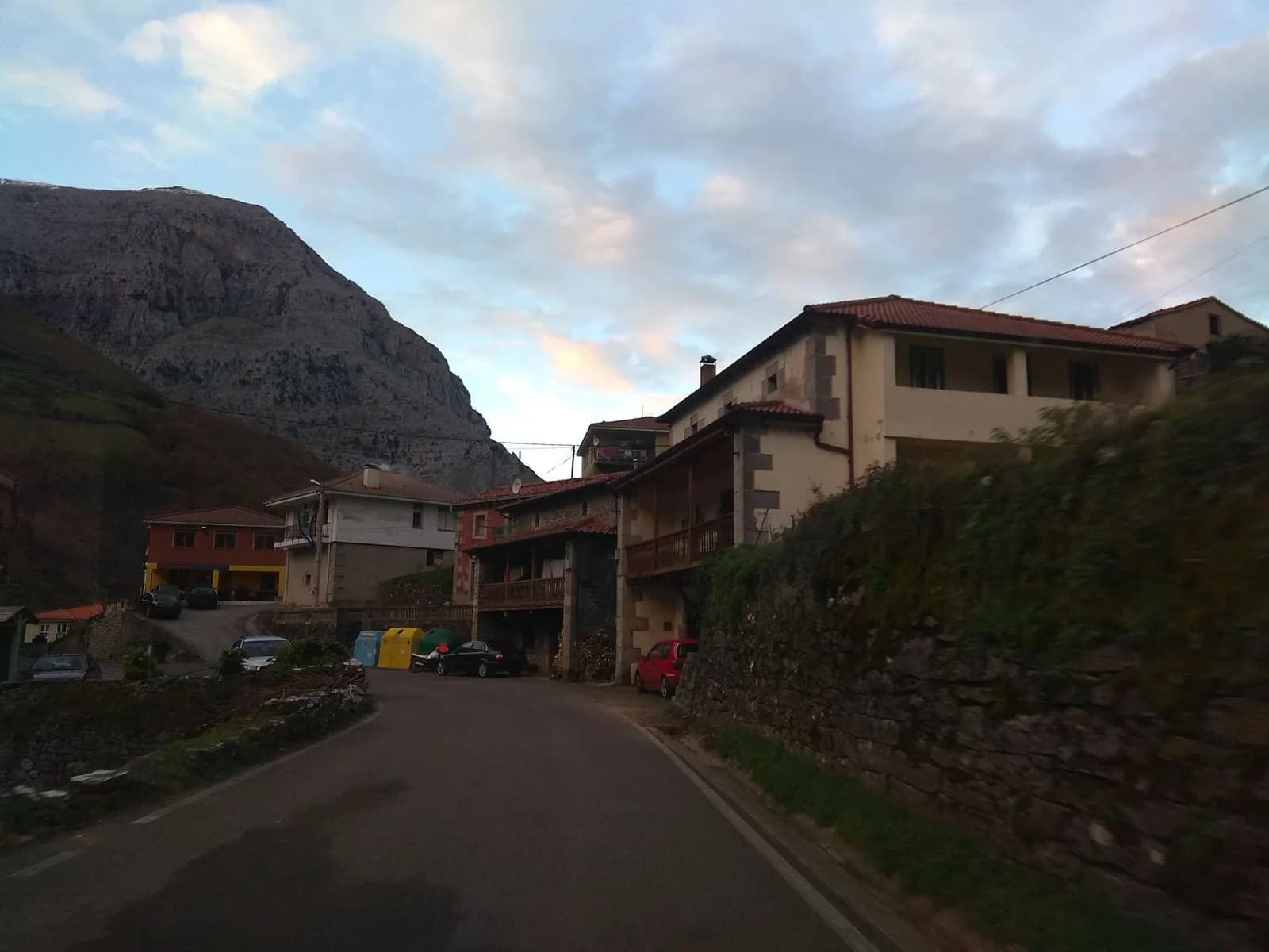 Aparcamiento gratuito en Arredondo-Portillo de la Sía en Arredondo (Cantabria)