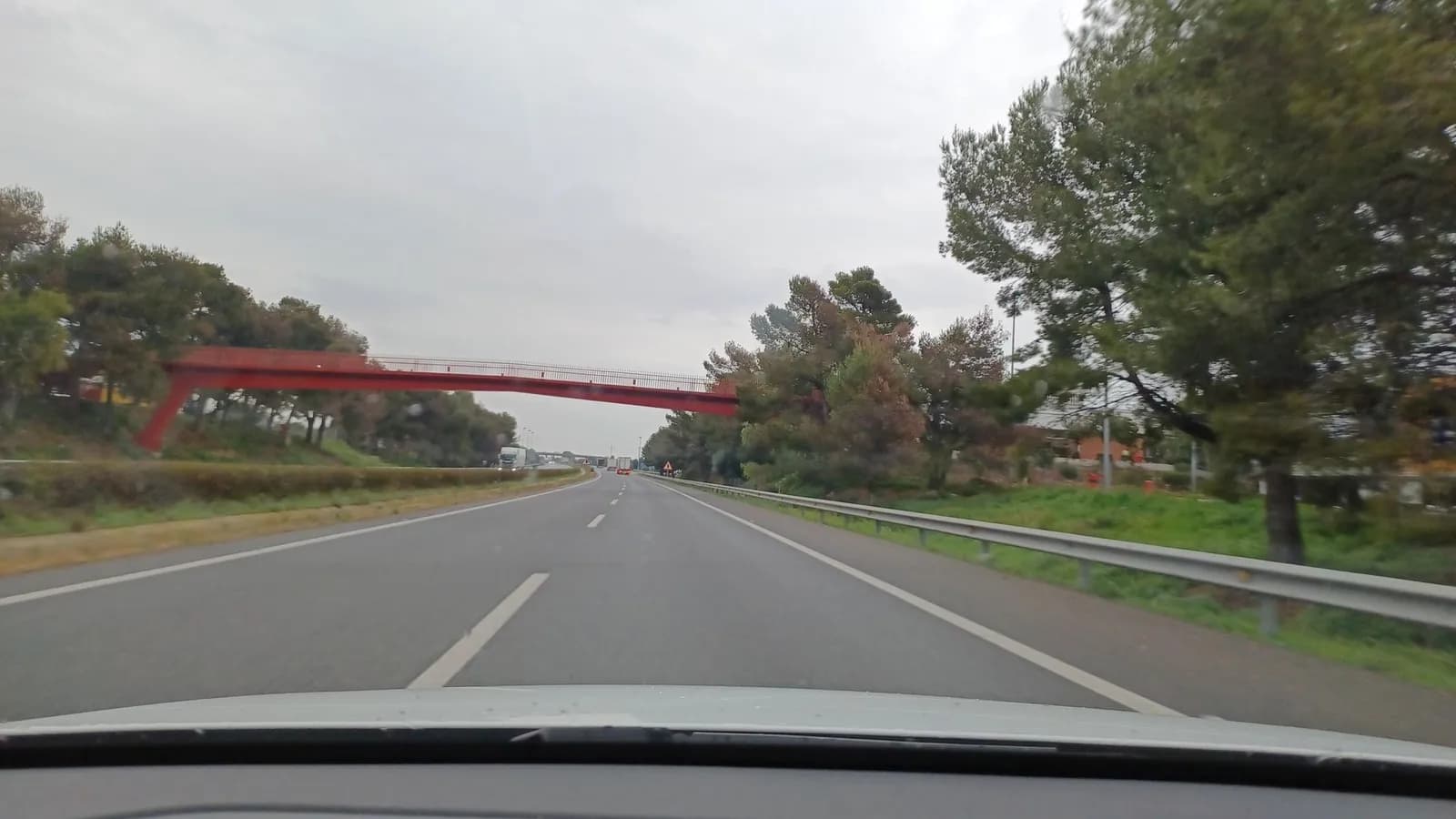 Aparcamiento gratuito en Autopista del Mediterráneo en Aldea (L') (Tarragona)