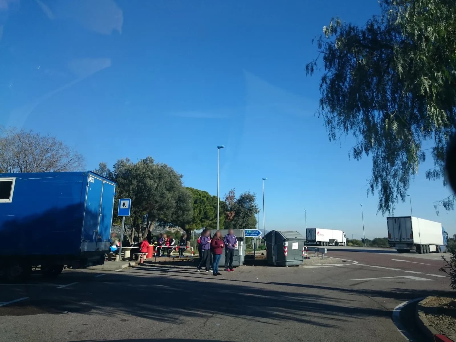 Aparcamiento gratuito en Autopista del Mediterráneo en Càlig (Castellón)