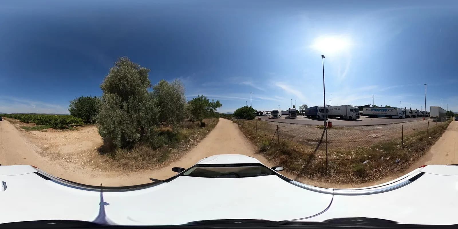 Aparcamiento gratuito en Autopista del Mediterráneo en Càlig (Castellón)